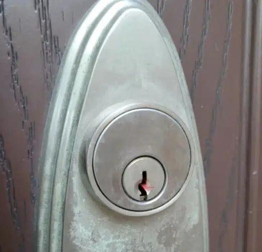 If you find red wax in the keyhole on the front door, DON’T IGNORE! It could be an alarming sign!