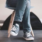 Why women cross their legs: A body language breakdown