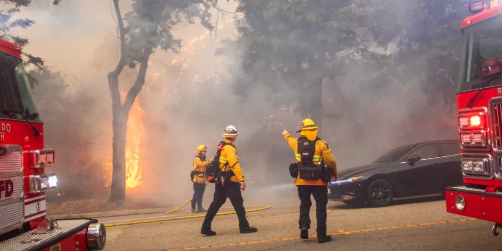 Two People Dead After Firefighters Responding to Brush Fire in Coeur d’Alene, Idaho, Are Attacked