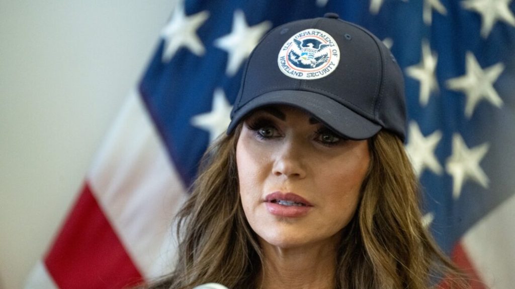 DHS Notifies 530,000 Migrants They Must Leave U.S.: Report