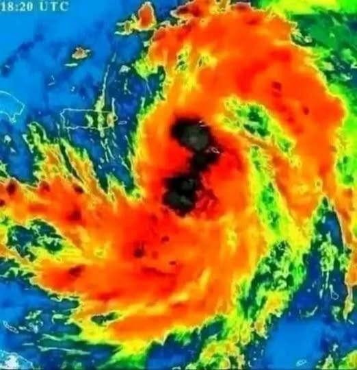 BREAKING NEWS Large HURRICANE CATEGORY forming… 7 See more