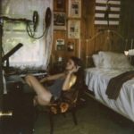 When I looked through my wife’s old photos, I found one that made me decide to end our marriage.